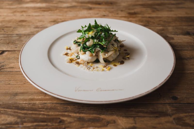 Geroosterde bloemkoolsteak met miso-sesamglazuur